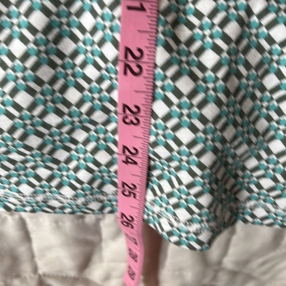 NWOT T By Talbots Women’s Green And White Tee Tops Size Large - Picture 6 of 7